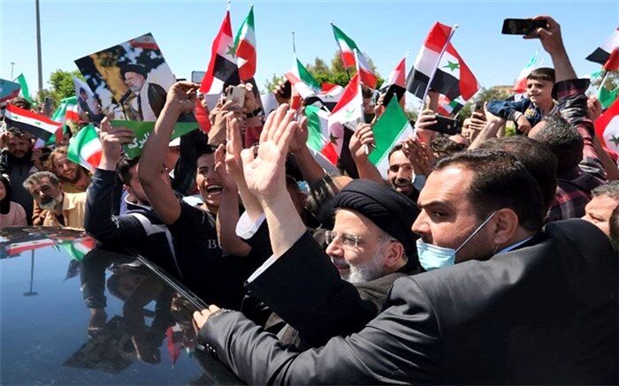 ‌چرا دانش‌آموزان سوری ‌به استقبال رئیسی آمده بودند