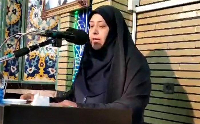 سخنرانی مدیر آموزش و پرورش رودهن در نماز جمعه همزمان با هفته معلم/ فیلم