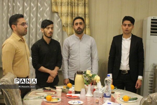 همایش تجلیل از معلمان نمونه ناحیه 3 آموزش و پرورش قم