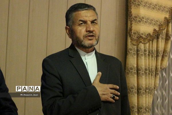 همایش تجلیل از معلمان نمونه ناحیه 3 آموزش و پرورش قم