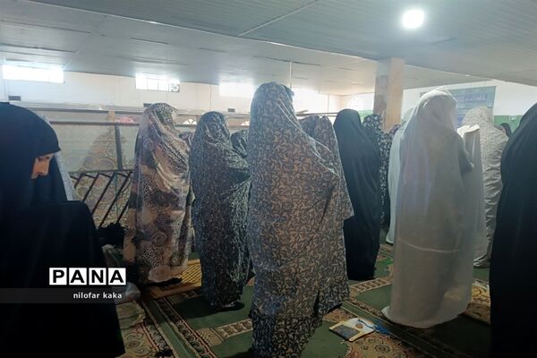 اجتماع بزرگ فرهنگیان شهرستان قائمشهر به مناسبت هفته گرامیداشت مقام معلم در مصلی