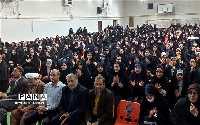 مراسم گرامیداشت روز معلم در دانشگاه فرهنگیان پردیس زینبیه استان تهران/فیلم