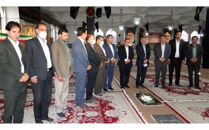 مدیران کهگیلویه و بویراحمد به مقام شهدای معلم ادای احترام کردند