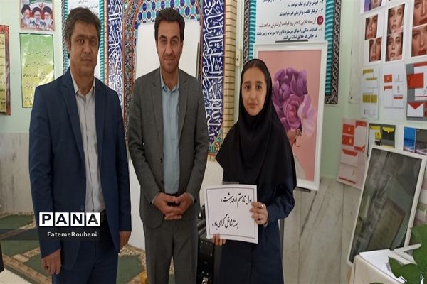 افتتاحیه نمایشگاه آثار و تولیدات هنرجویان هنرستان شهید شهیدی  در خلیل آباد