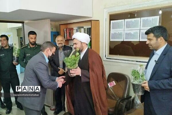 مراسم سپاس معلم در مدارس شهرستان فیروزکوه