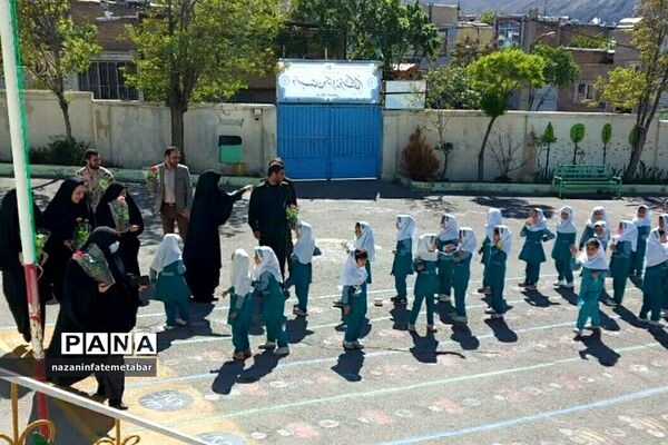 مراسم سپاس معلم در مدارس شهرستان فیروزکوه