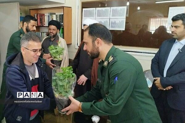 مراسم سپاس معلم در مدارس شهرستان فیروزکوه