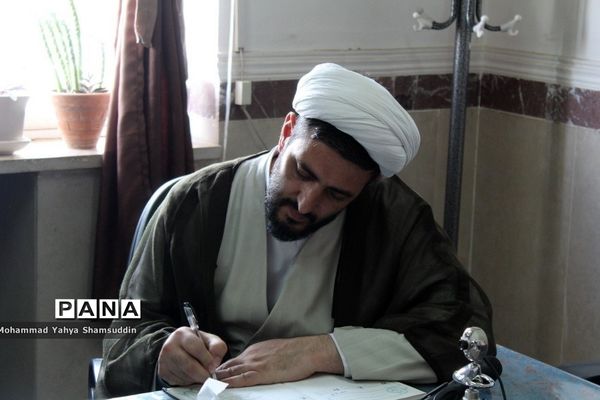 دیدار نمایندگان مجلس دانش‌آموزی سمنان با معاونت پرورشی شهرستان سمنان