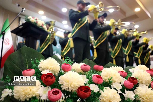 آیین زنگ سپاس معلم در تبریز