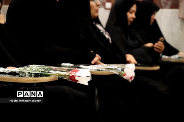 آیین زنگ سپاس معلم در تبریز