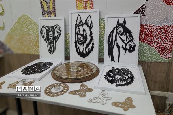 بازدید دانش‌آموزان پایه نهم آموزشگاه احرار از دبیرستان کار و دانش نور ملارد