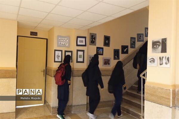 بازدید دانش‌آموزان مدرسه پاکان از هنرستان طوبی ملارد