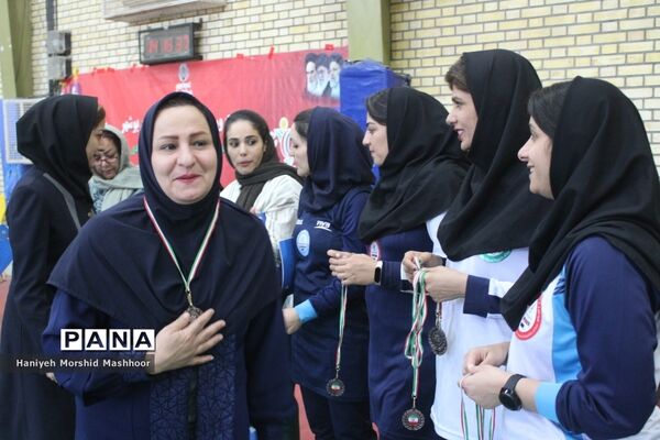 مسابقات فرهنگی بانوان استان بوشهر رشته والیبال