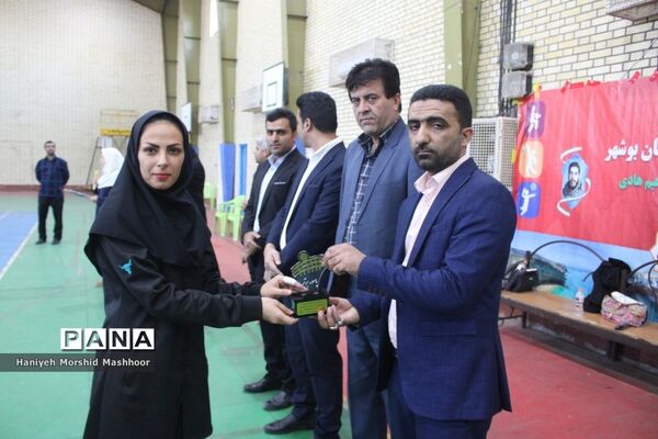 مسابقات فرهنگی بانوان استان بوشهر رشته والیبال