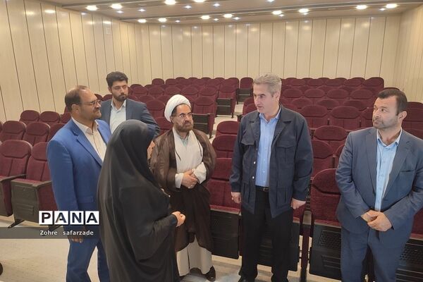 بازدید فرماندار شهرستان دماوند و بخشدار رودهن از  کانون تربیتی ‌حاج‌قاسم‌سلیمانی رودهن
