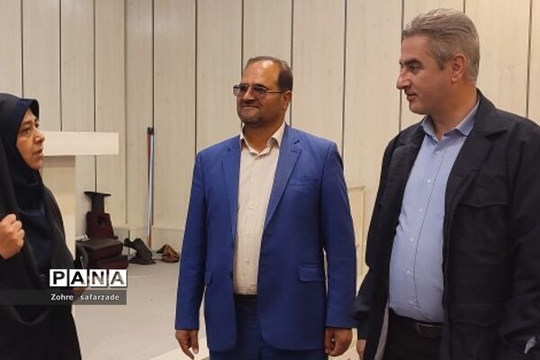 بازدید فرماندار شهرستان دماوند و بخشدار رودهن از  کانون تربیتی ‌حاج‌قاسم‌سلیمانی رودهن