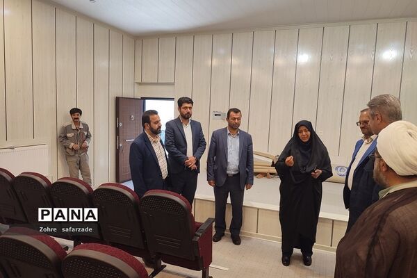 بازدید فرماندار شهرستان دماوند و بخشدار رودهن از  کانون تربیتی ‌حاج‌قاسم‌سلیمانی رودهن