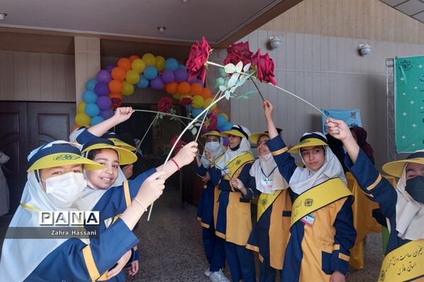 برگزاری همایش بزرگداشت هفته سلامت با میزبانی آموزش و پرورش ناحیه 3 شیراز