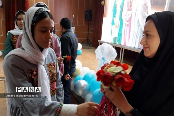 تجلیل از ۲٠٠ معلم، معاون و مدیران نمونه شهرستان قرچک