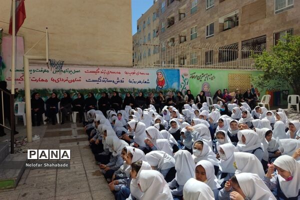 مراسم بزرگداشت روز معلم در مدارس شهرستان ملارد