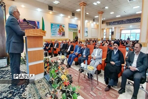 تجلیل از معلمان نمونه شهرستان نظرآباد در هفته معلم