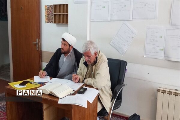 رقابت بیش از ۳۰۰ دانش‌آموز شهرستان نظرآباد در مسابقات قرآن، عترت و نماز
