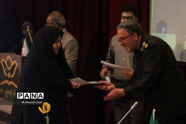 همایش «معلمان هویت ساز» در کانون مریم قم