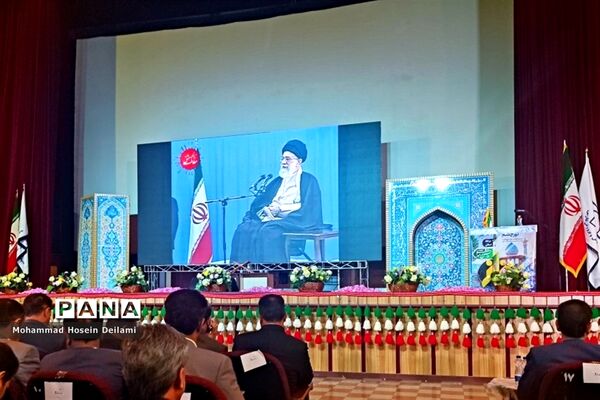 اجلاسیه استانی نماز دانش‌آموزی در آموزش و پرورش فارس