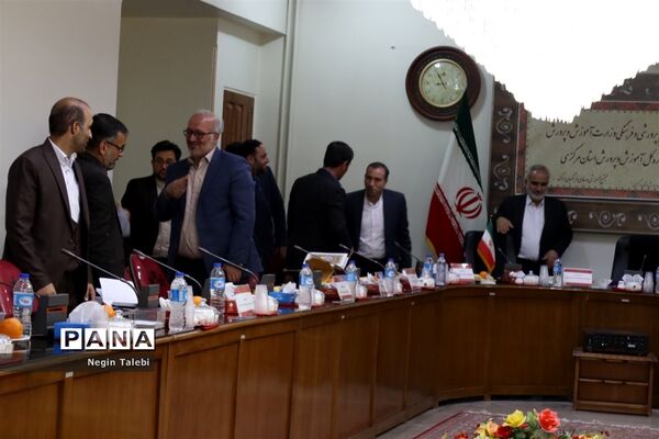 جلسه مشترک شورای معاونان با حضور معاون پرورشی و فرهنگی وزارت آموزش‌و پرورش