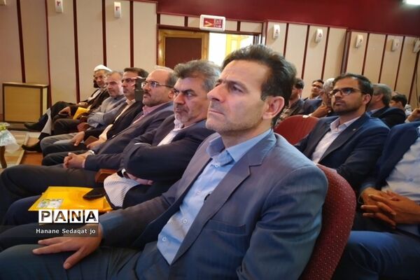 اجلاسیه استانی نماز دانش‌آموزی آموزش و پرروش فارس