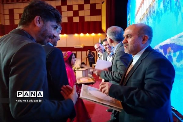 اجلاسیه استانی نماز دانش‌آموزی آموزش و پرروش فارس