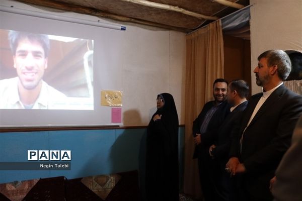 بازدید معاون پرورشی و فرهنگی وزارت آموزش‌ و پرورش از نمایشگاه مفهومی و قرآنی