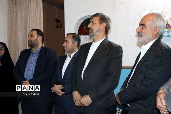 بازدید معاون پرورشی و فرهنگی وزارت آموزش‌ و پرورش از نمایشگاه مفهومی و قرآنی