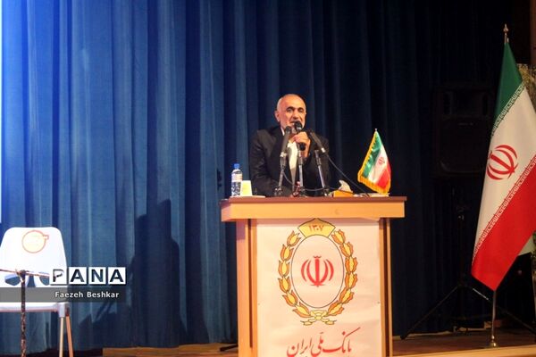 آیین گرامیداشت مقام معلم  و تجلیل از معلمان نمونه  شهرستان ساری