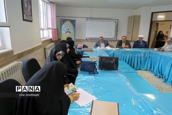 هشتمین دوره مسابقات قرآن عترت و نماز فرهنگیان خراسان شمالی