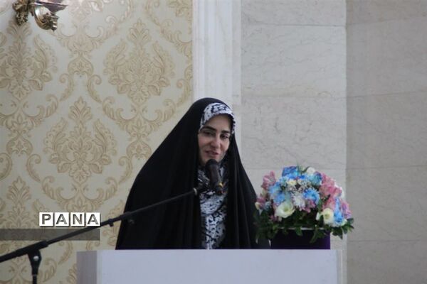 تجلیل از مدیران و معلمان برتر شهرستان پردیس با حضور مدیرکل شهرستان‌های استان تهران