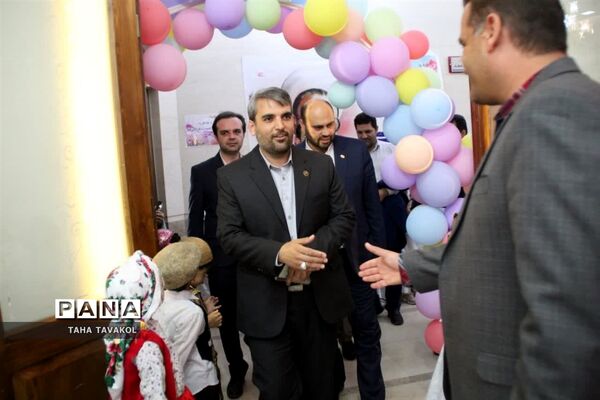 تجلیل از مدیران و معلمان برتر شهرستان پردیس با حضور مدیرکل شهرستان‌های استان تهران