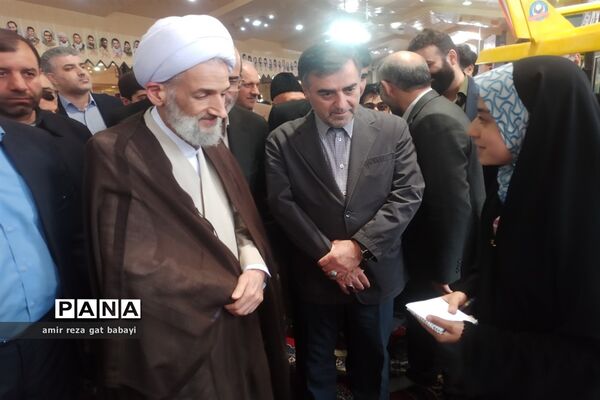میز خدمت آموزش و پرورش استان مازندران در نماز جمعه ساری