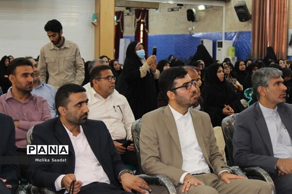 تجلیل از فرهنگیان بسیجی استان بوشهر