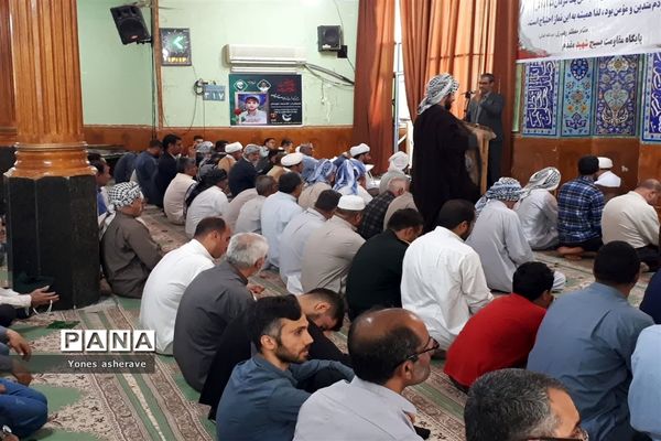 تقدیر از مدیرآموزش و پرورش شادگان در نمازجمعه