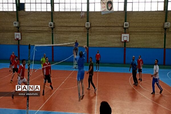 مسابقات والیبال فرهنگیان گرامیداشت هفته معلم