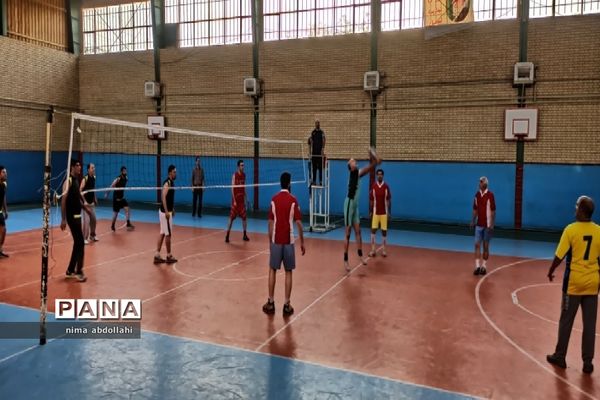 مسابقات والیبال فرهنگیان گرامیداشت هفته معلم
