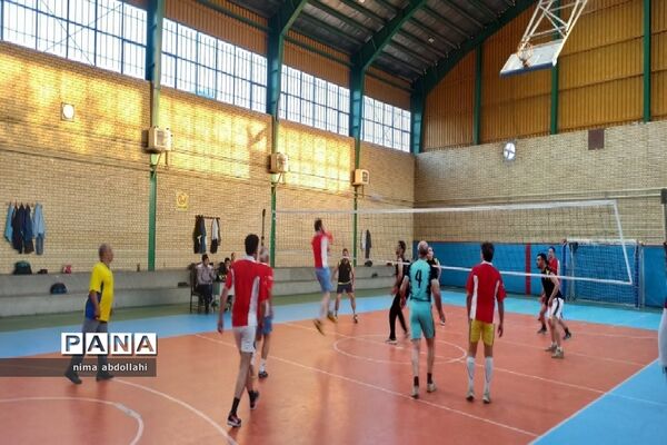 مسابقات والیبال فرهنگیان گرامیداشت هفته معلم
