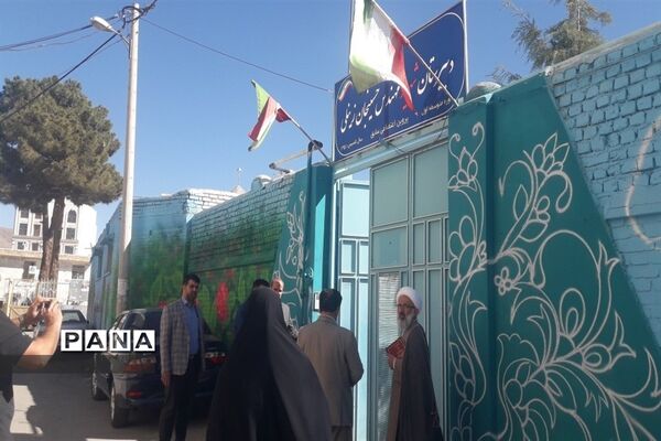‌تجدید میثاق فرهنگیان شهرستان گلپایگان در کنار قبور مطهر شهدای فرهنگی شهرستان