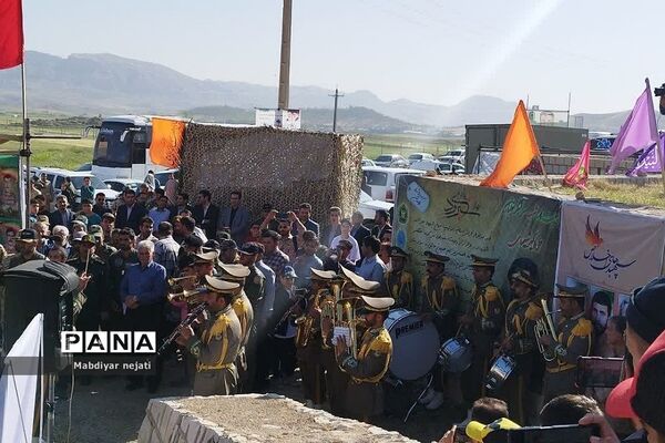 دانش‌آموزان پسر رودهن در اردوی راهیان نور یادمان عملیات مرصاد