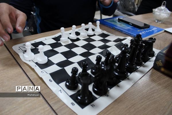 برگزاری کارگاه شطرنج در اداره آموزش و پروش شهر جوادآباد