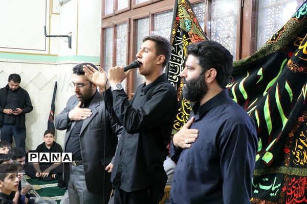 مراسم رحلت حضرت عبدالعظیم حسنی {ع} با حضور دانش‌آموزان عزادار آموزش و پرورش ناحیه 2 شهرری