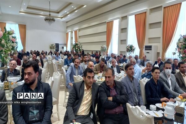 گرامیداشت مقام معلم در سیمرغ