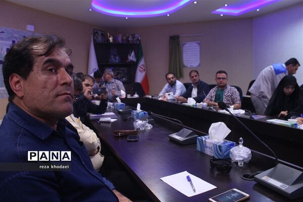 نشست خبری و تور رسانه ای  از کارخانه کلرپارس تبریز