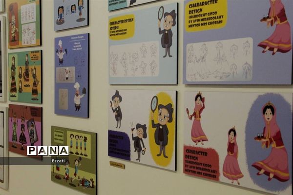 نمایشگاه قاب مهربانی در هنرستان راه روشن منطقه ۱۳